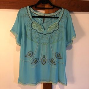 Free spirit aqua top